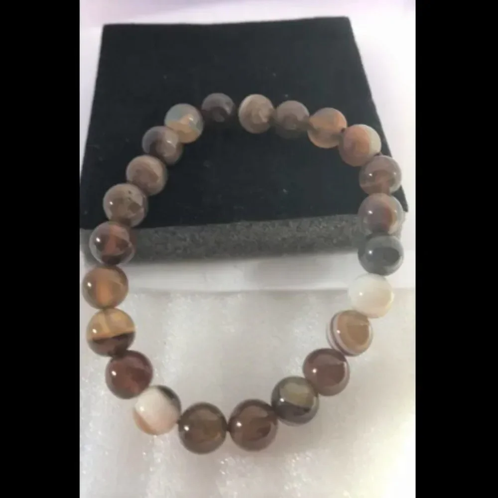 Banded Agate Beaded Bracelet - 8mm - Stretches